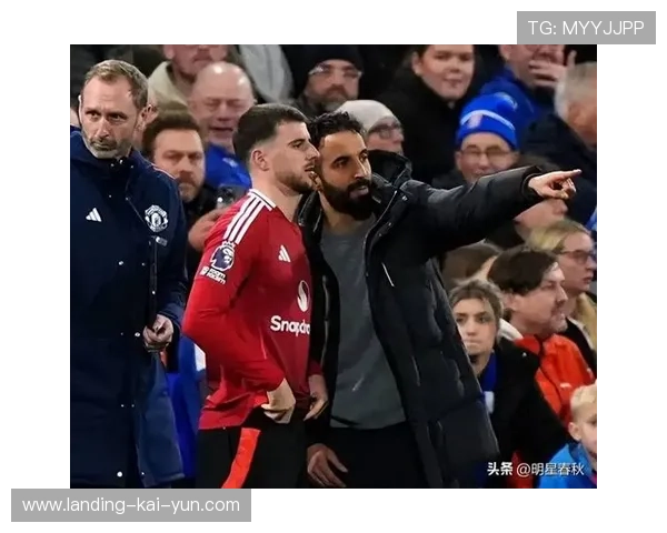 阿莫林变废为宝！两位老臣坐稳曼联首发，阿莫子林