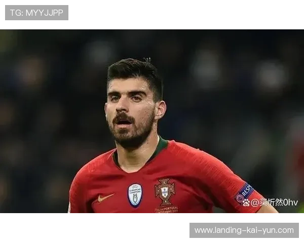 曼联为何急需内维斯？中场节奏完全乱了